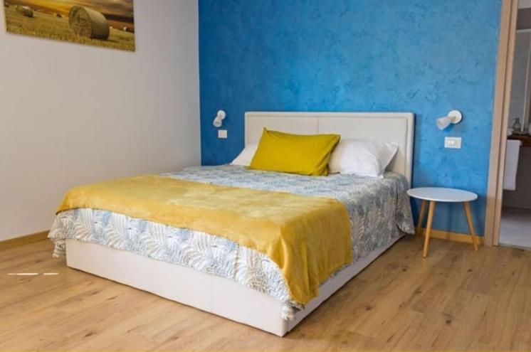 أرونا Il Gatto Stanco B&B المظهر الخارجي الصورة